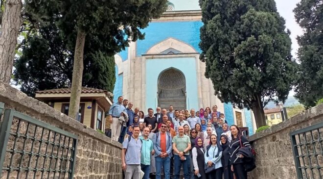 Bursa’da Öğretmenler Kadim Mekanları Geziyor