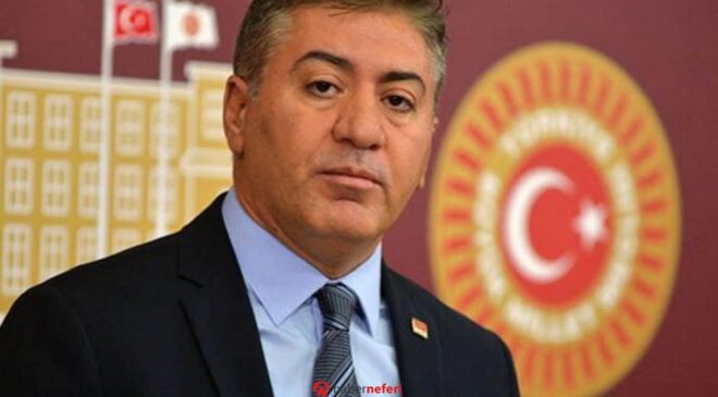 CHP’de seçim: Yeni grup başkanvekili Murat Emir oldu