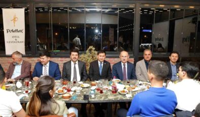 SUBÜ, Kazakistanlı öğrencilere iftar programı düzenledi